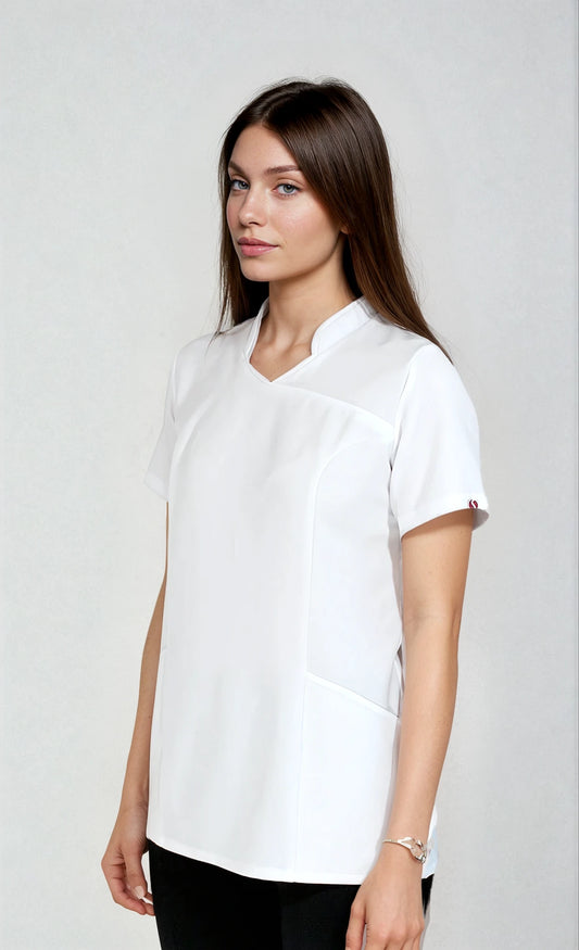 Filipina Blanca con Spandex para Cosmetóloga