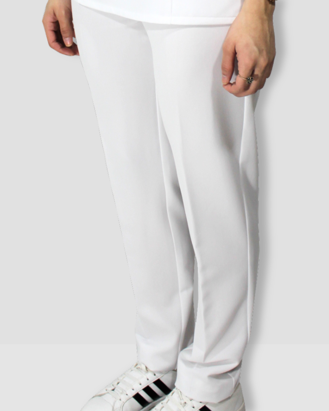 Pantalón Spandex blanco con bolsas traseras para Dama