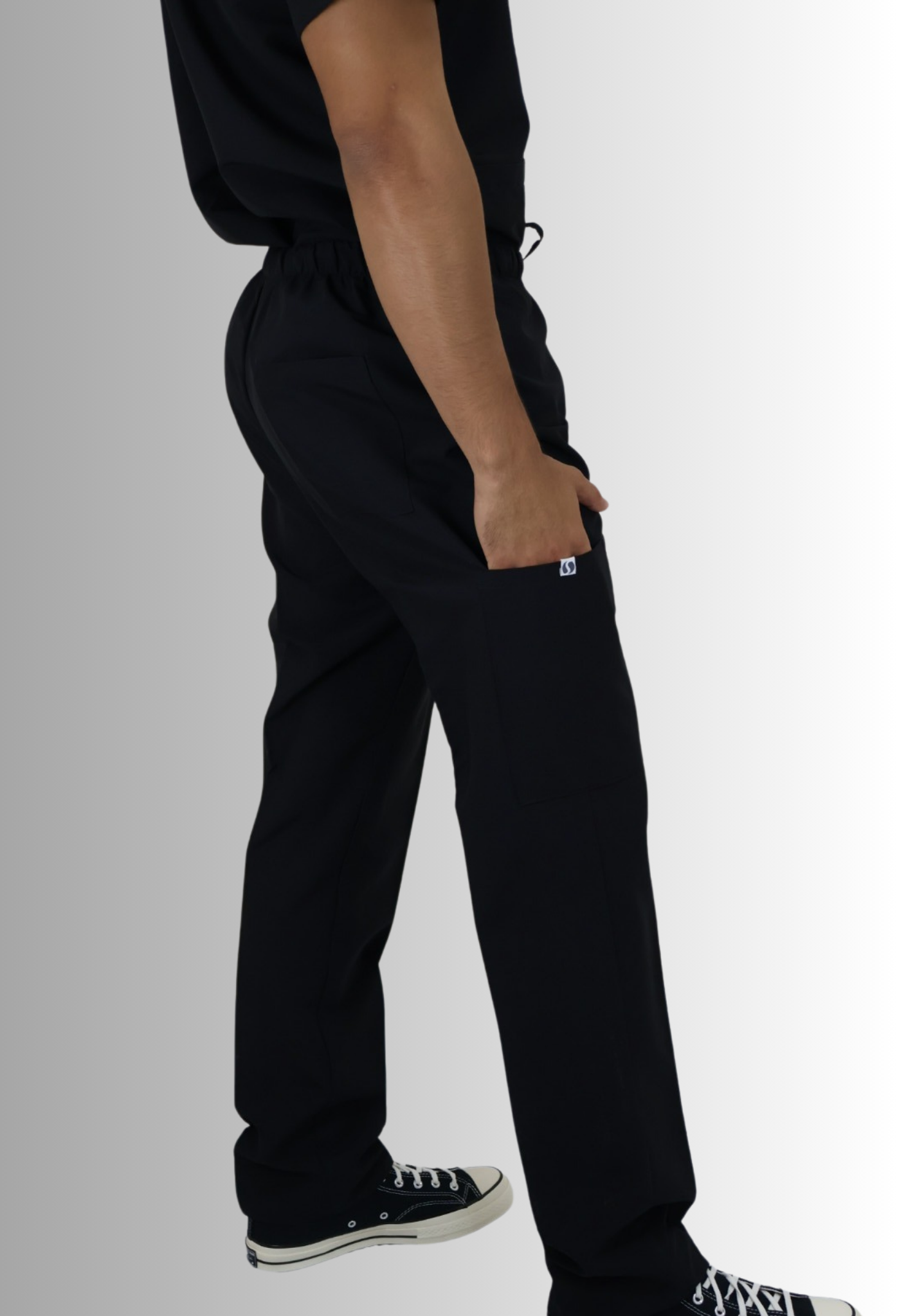 Pantalón Cargo Azul Spandex, Anti Fluido, Anti Cloro y Protección Solar para Hombre