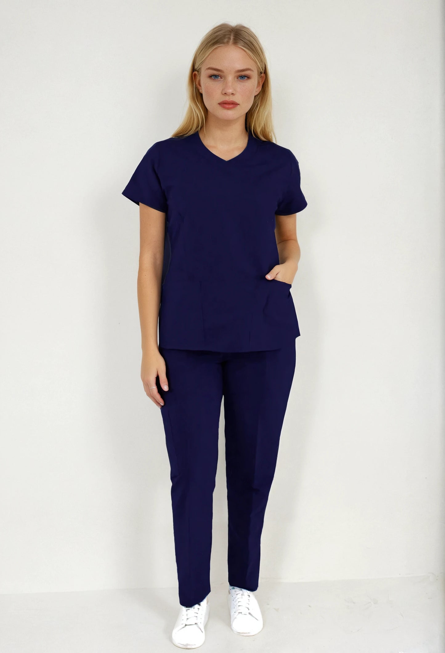 Uniforme Quirúrgico Antifluido y Anticloro para Mujer